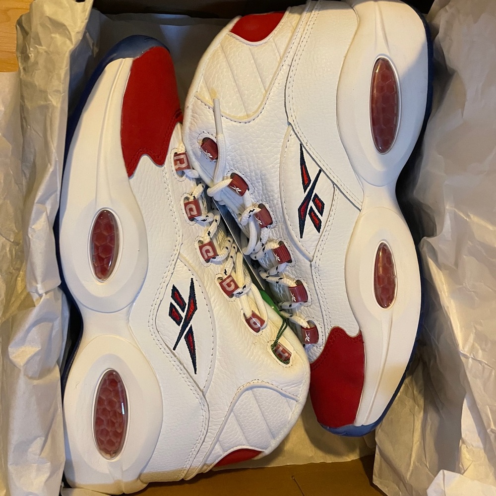 *sold* 25th Anniversary Reebok Questions Red Toe